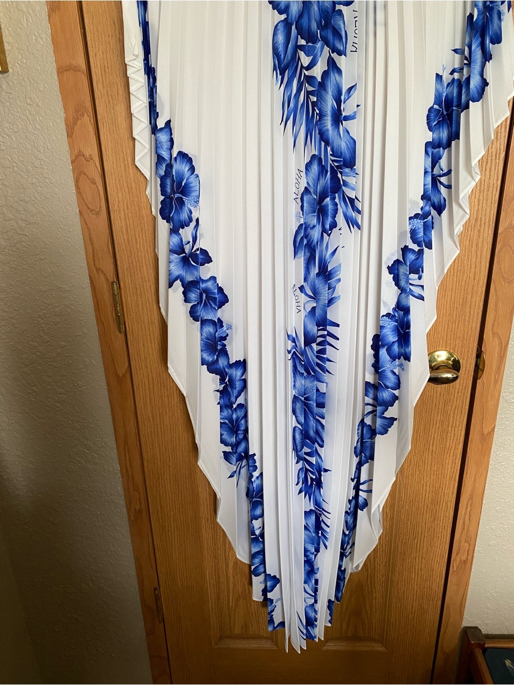 White and Blue Floral Pleated Kaftan